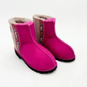 Picture of Sheepskin Shorties | Magenta / Lilac with Braid | Size 3